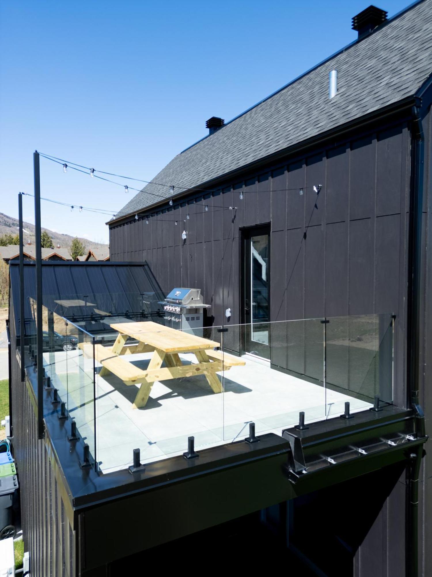 Sofa Villas Mont Sainte-Anne Beaupre Exterior photo