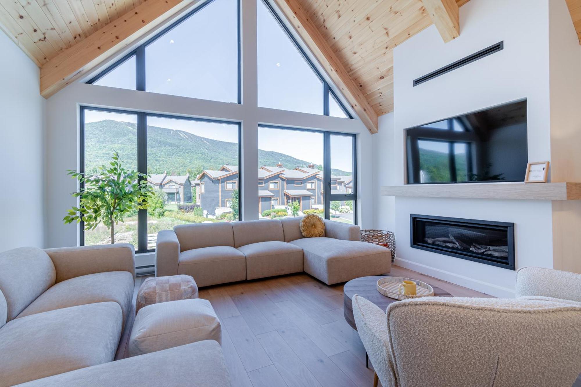 Sofa Villas Mont Sainte-Anne Beaupre Exterior photo