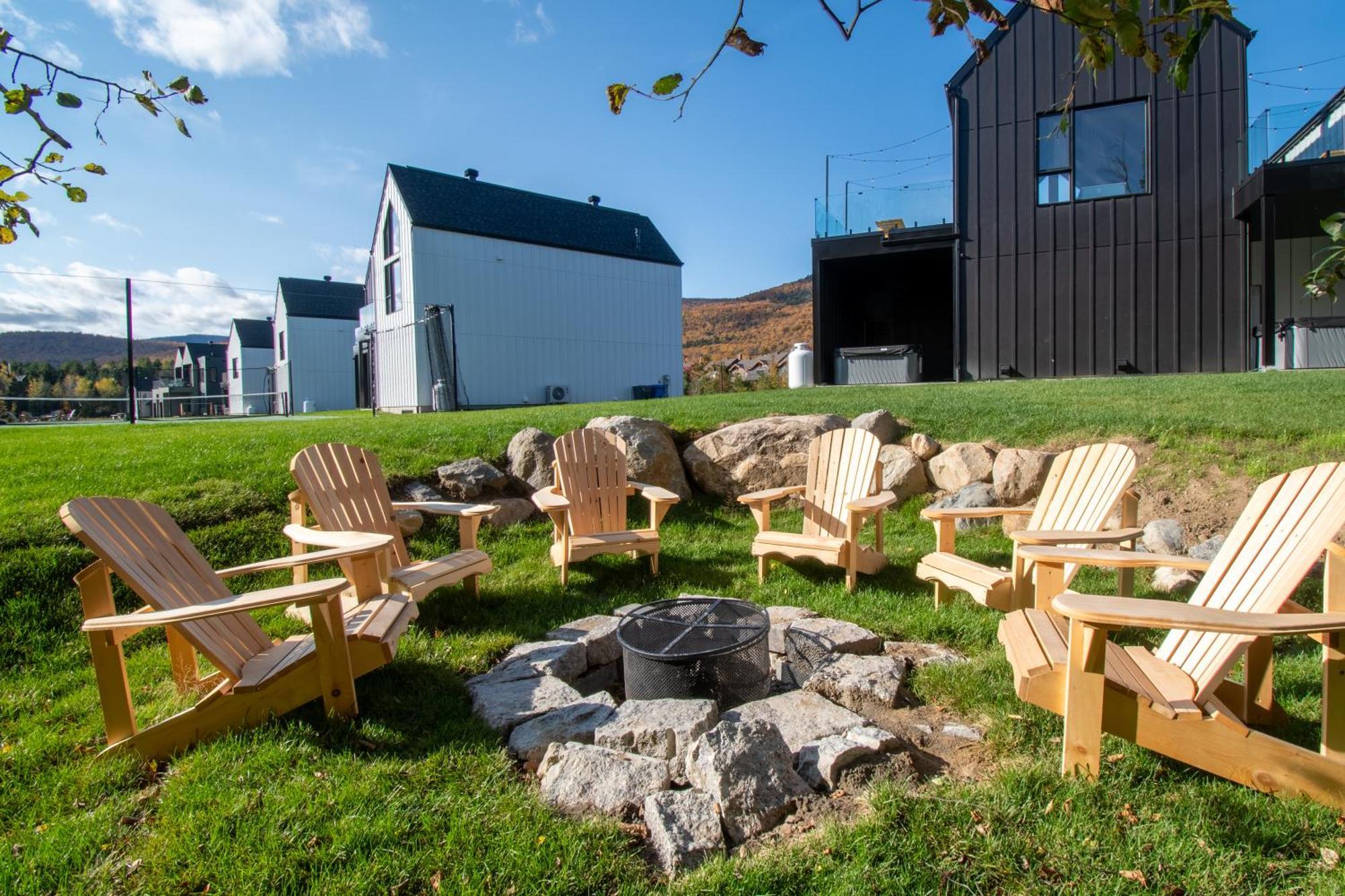 Sofa Villas Mont Sainte-Anne Beaupre Exterior photo